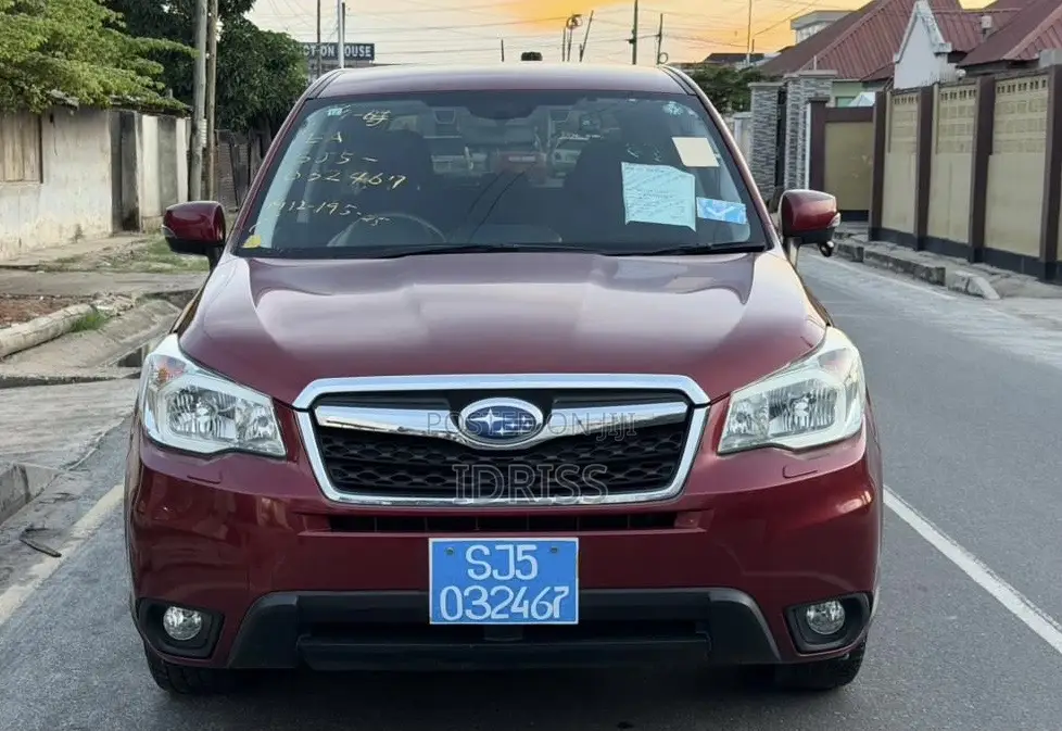 Subaru Forester 2015 Maroon