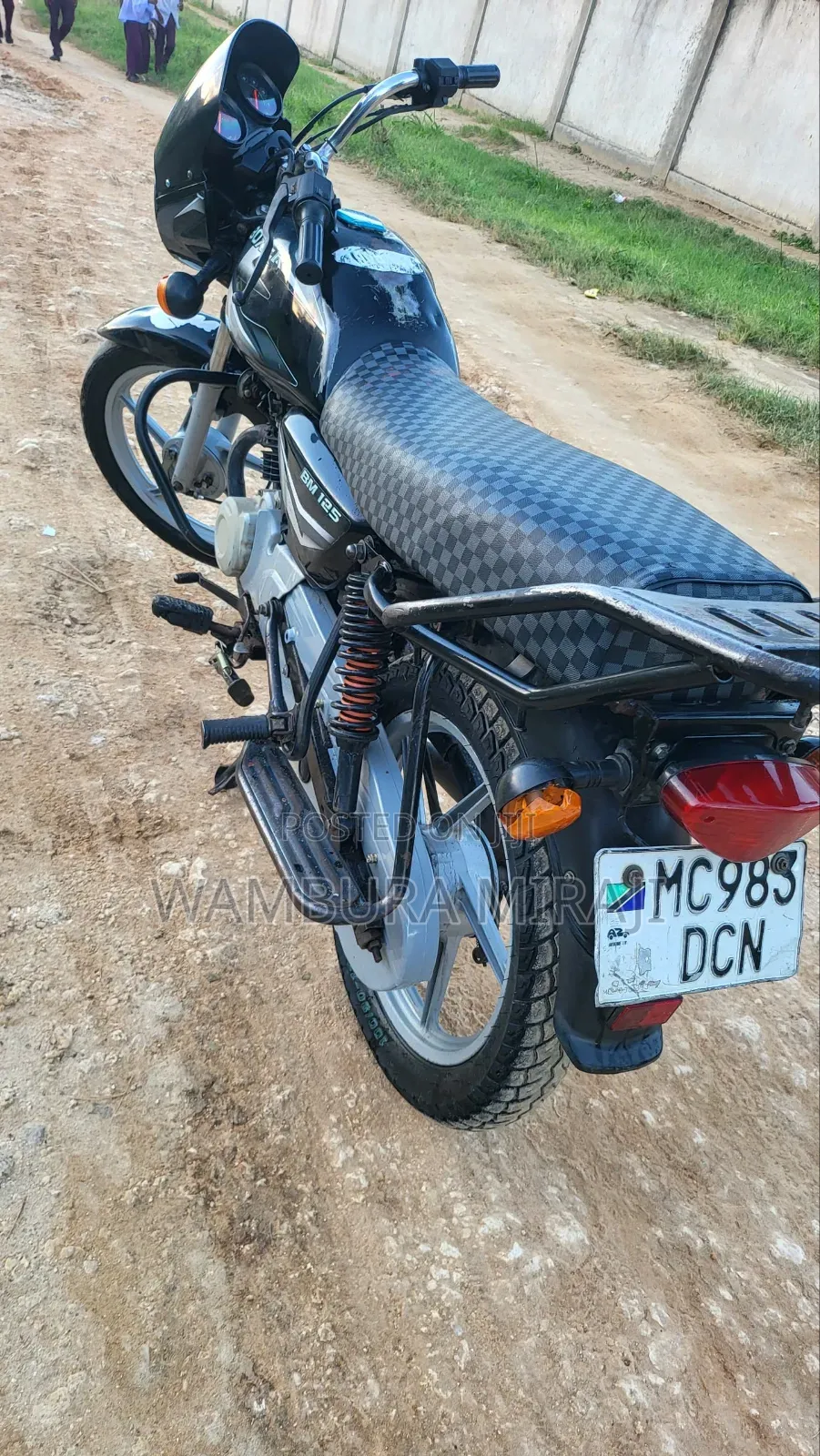 New Bajaj Boxer 125 2025 Black