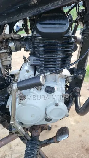 New Bajaj Boxer 125 2025 Black