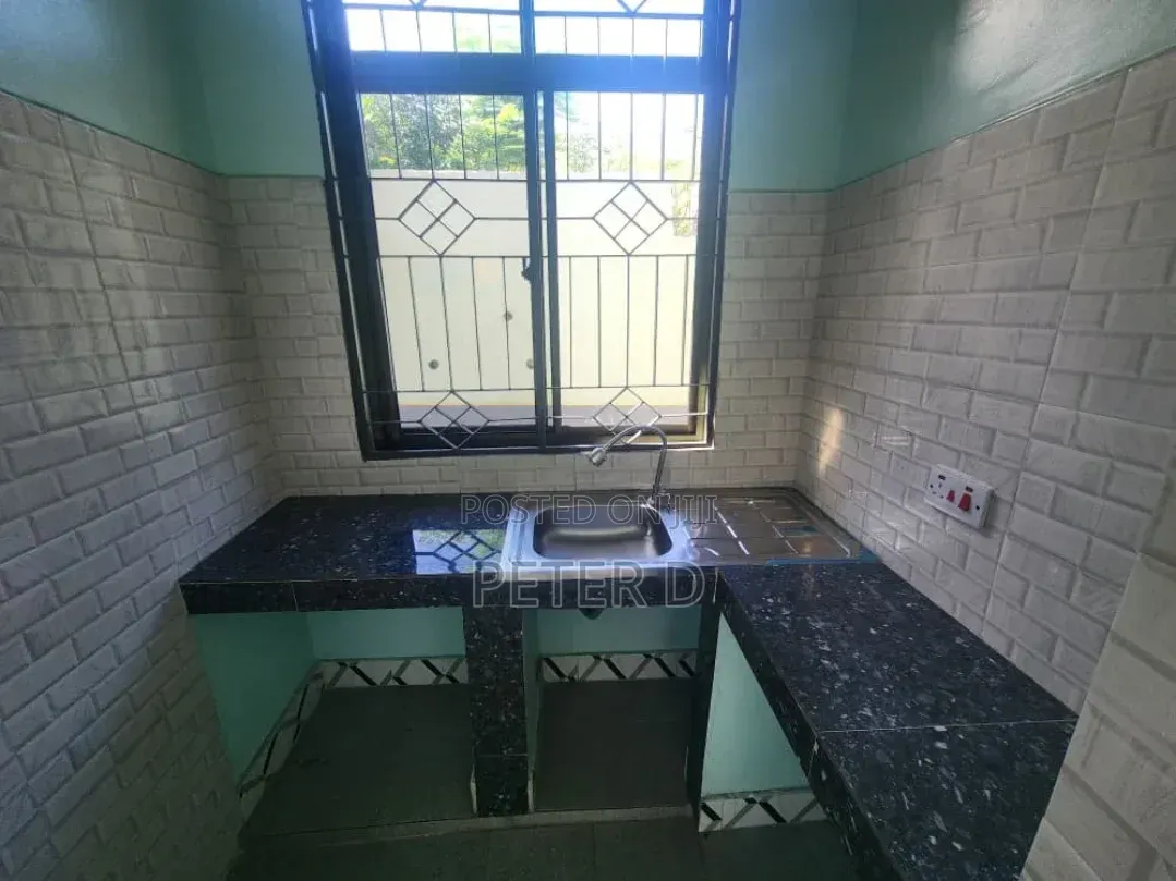 1bdrm Apartment in Kimara for rent