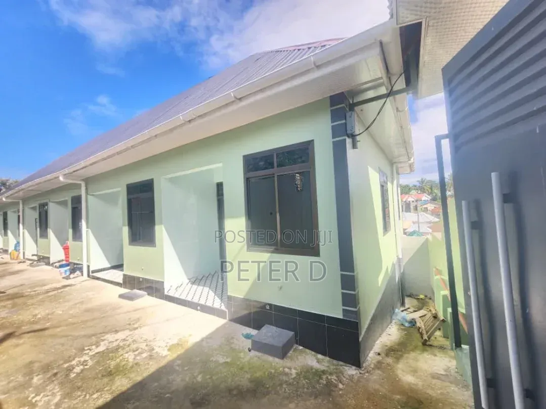 1bdrm Apartment in Kimara for rent