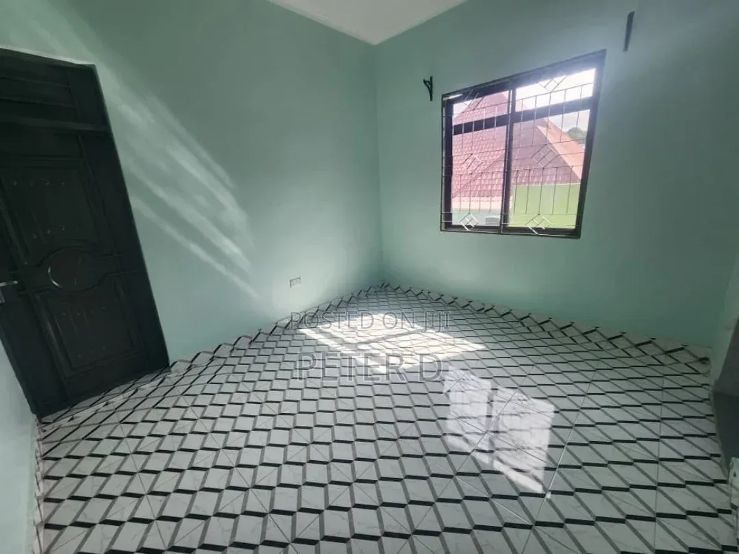 1bdrm Apartment in Kimara for rent