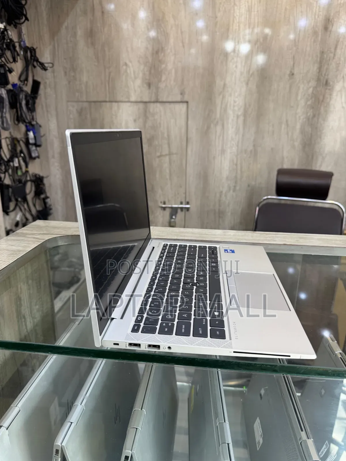 Laptop HP EliteBook 840 G8 16GB Intel Core i7 SSD 256GB