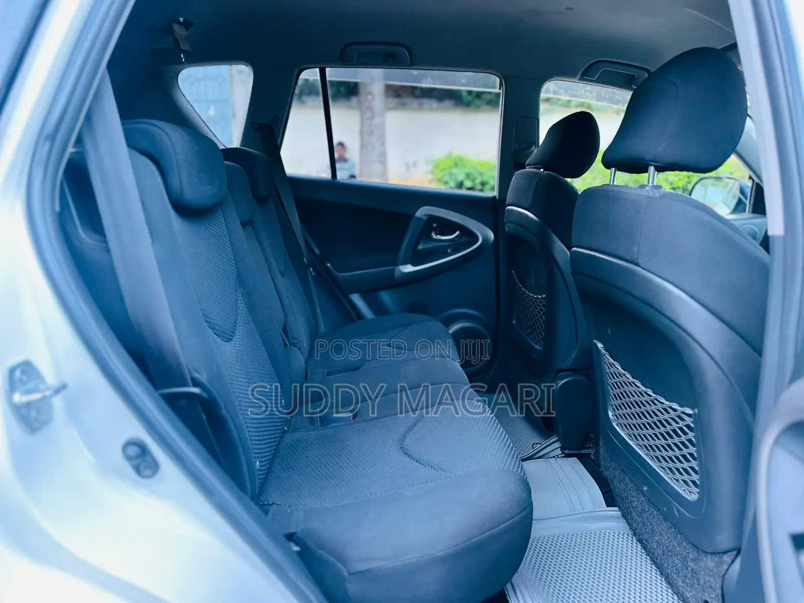 Toyota RAV4 2005 White