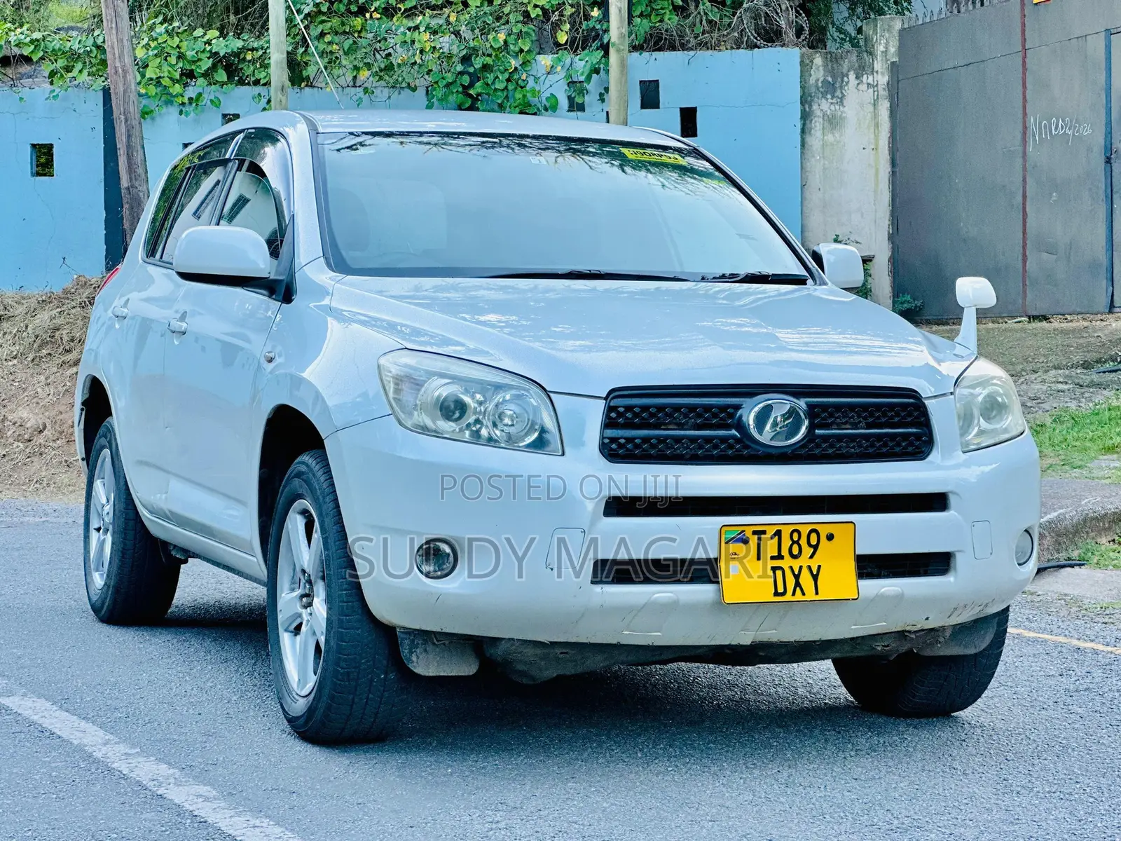 Toyota RAV4 2005 White
