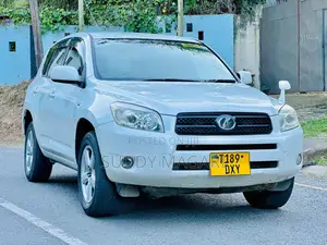 Toyota RAV4 2005 White