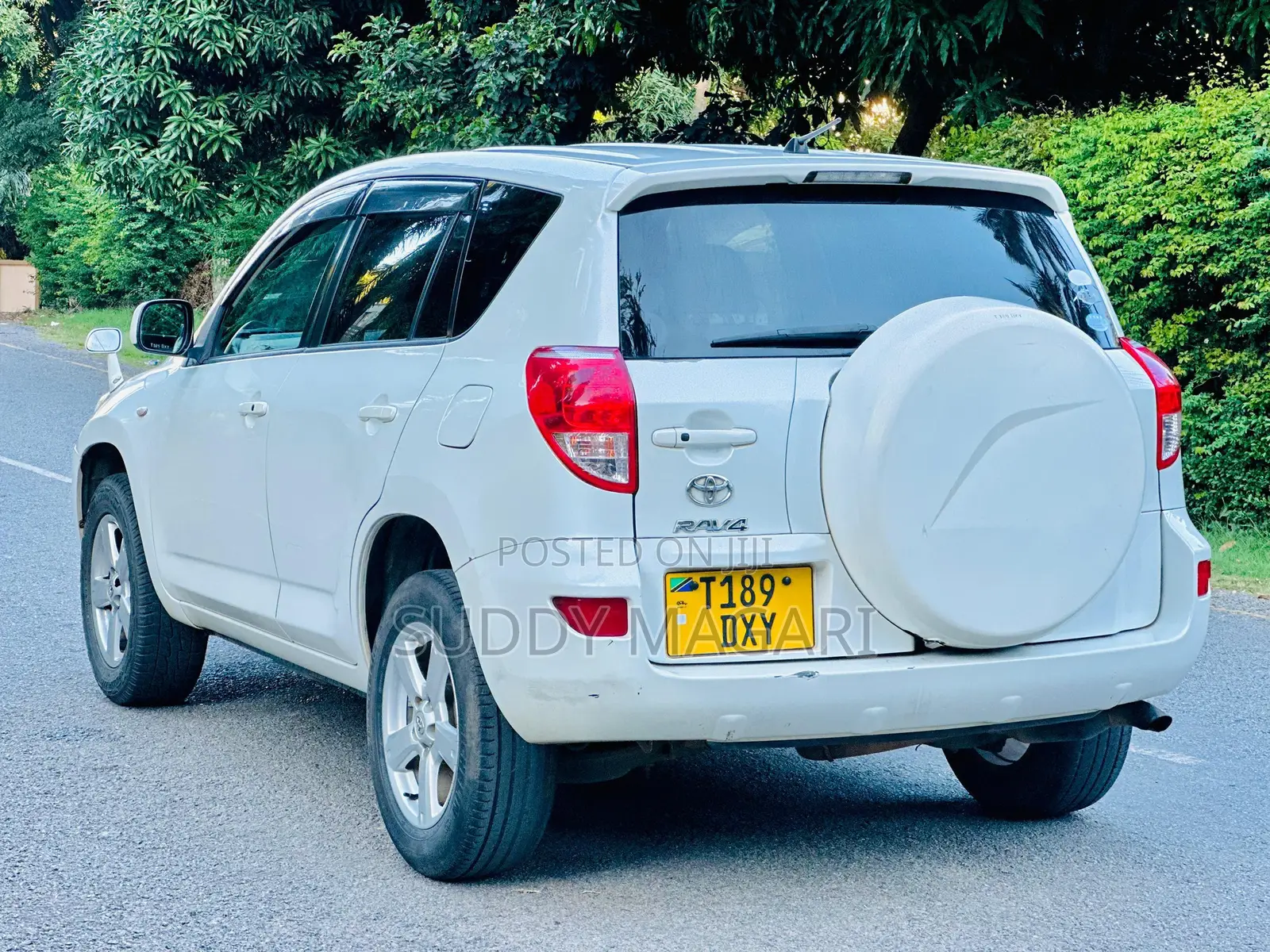 Toyota RAV4 2005 White