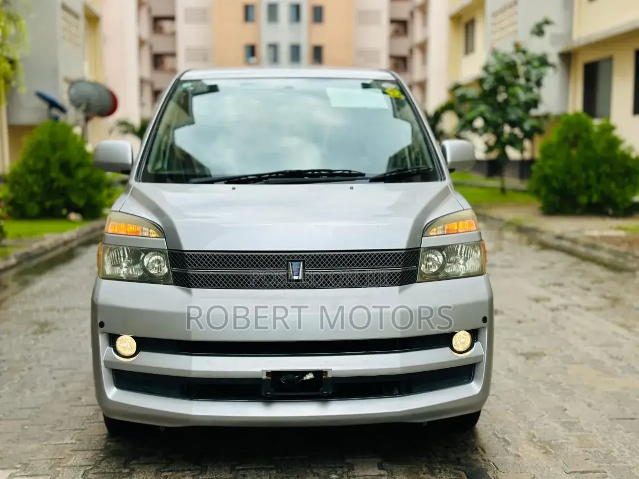 Toyota Voxy 2007 Silver