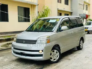 Toyota Voxy 2007 Silver