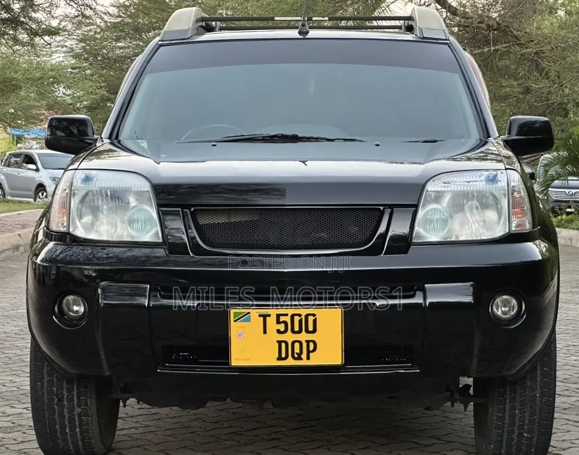 Nissan X-Trail 2006 Black