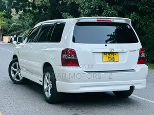 Toyota Kluger 2006 White