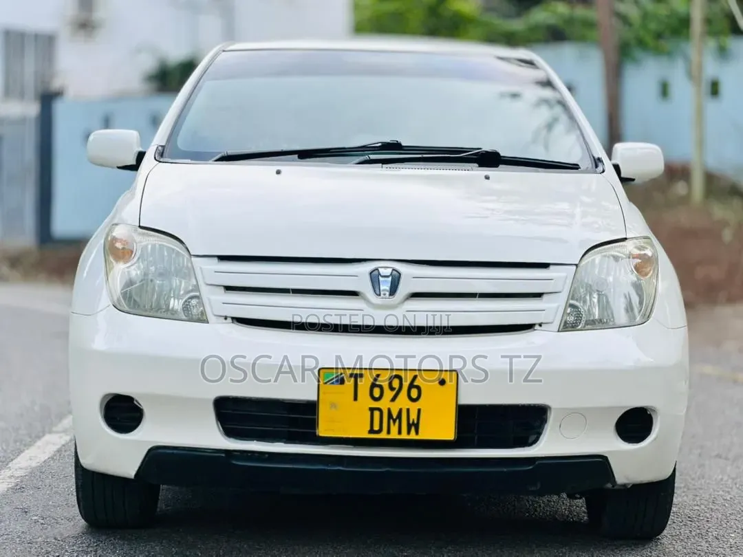Toyota IST 2005 White