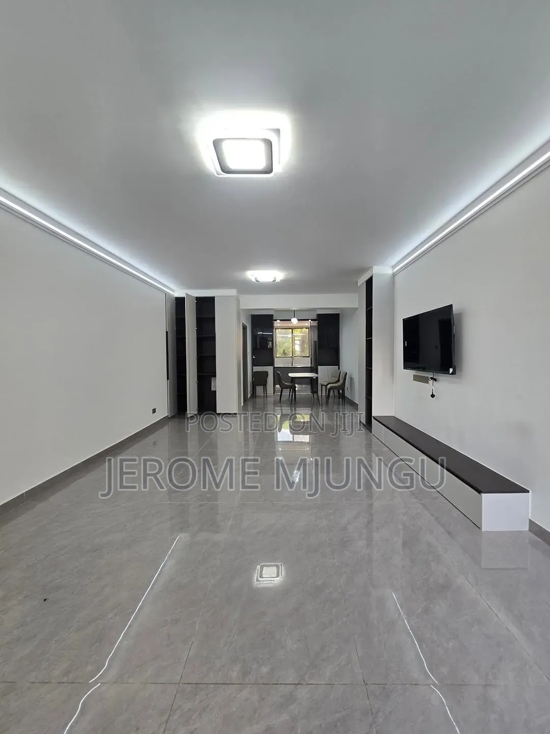 4bdrm Apartment in Oyster Bay for sale
