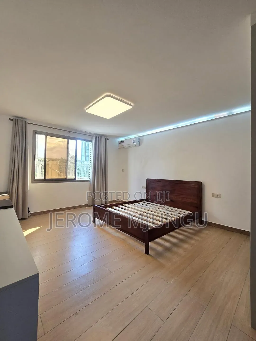 4bdrm Apartment in Oyster Bay for sale