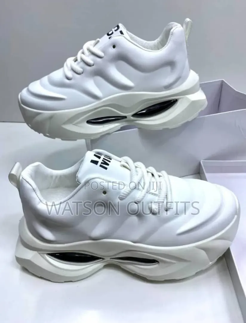 Dl Well Branded Men's Leather Sneaker Shoes Completely Stylish