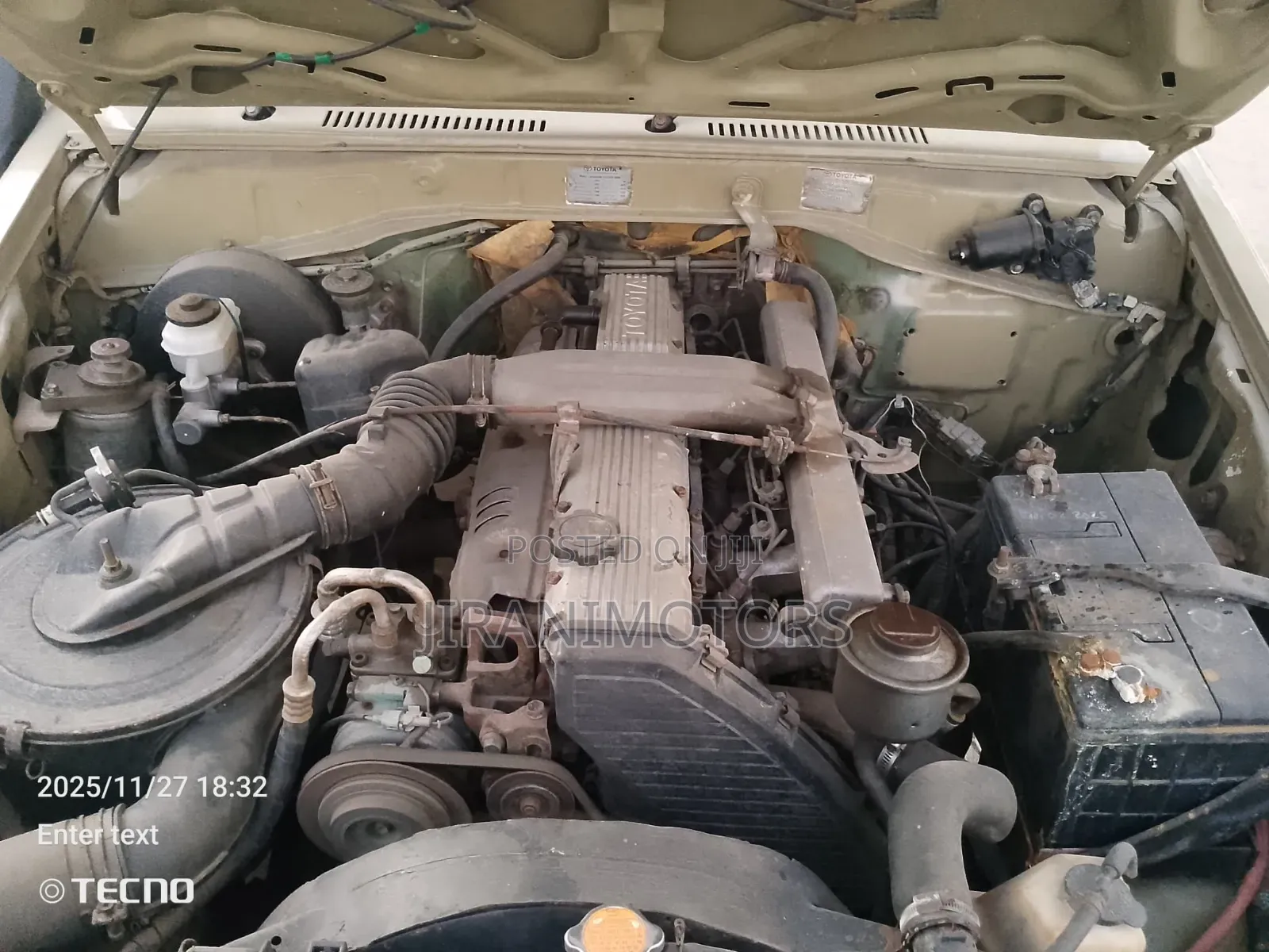 Toyota Land Cruiser 75 Pickup 1990 Beige