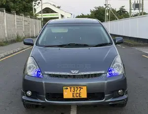 Toyota Wish 2005 Gray