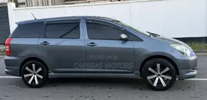 Toyota Wish 2005 Gray