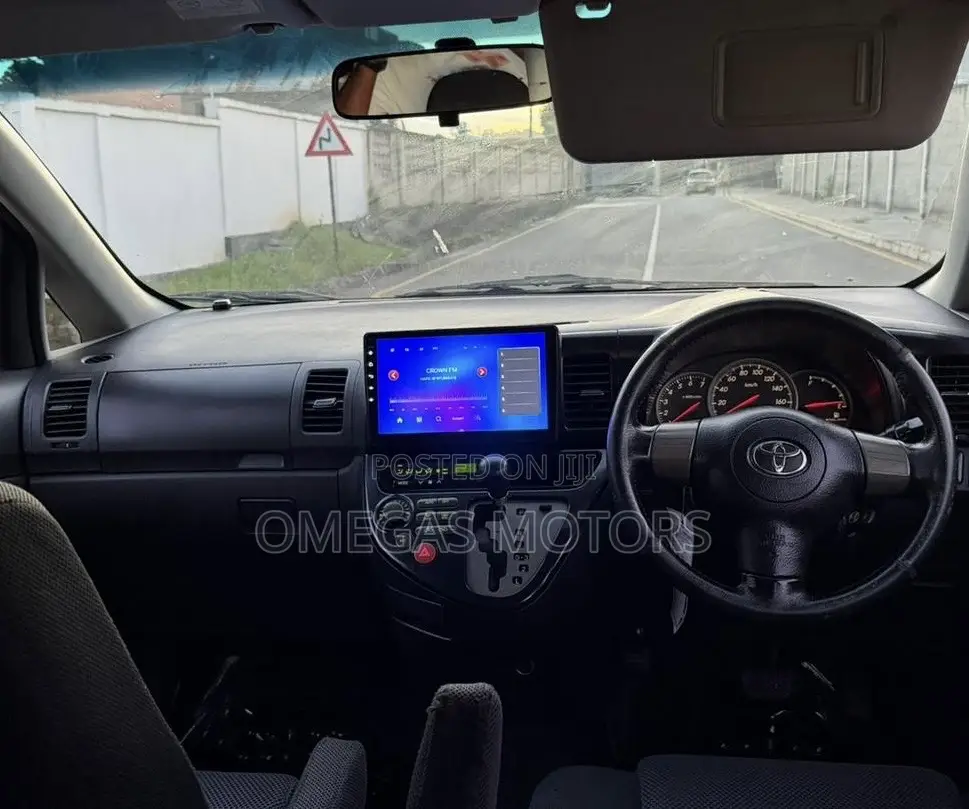 Toyota Wish 2005 Gray