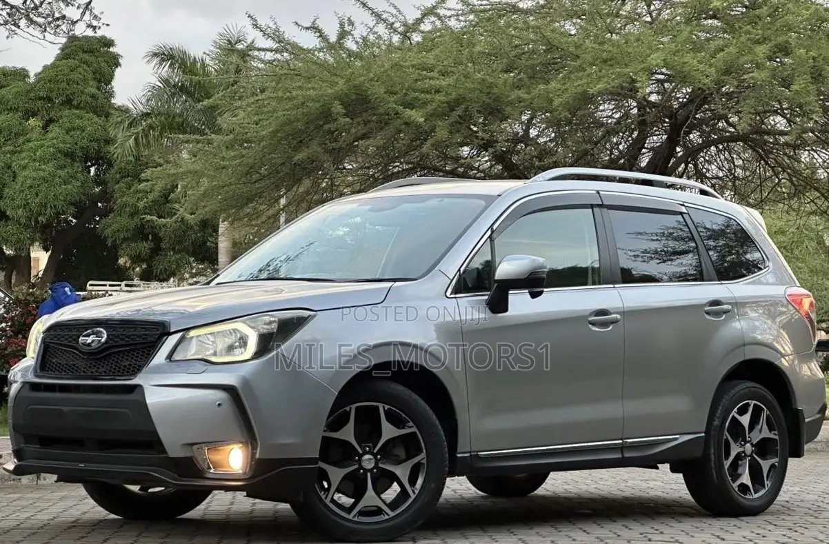 Subaru Forester 2015 Silver