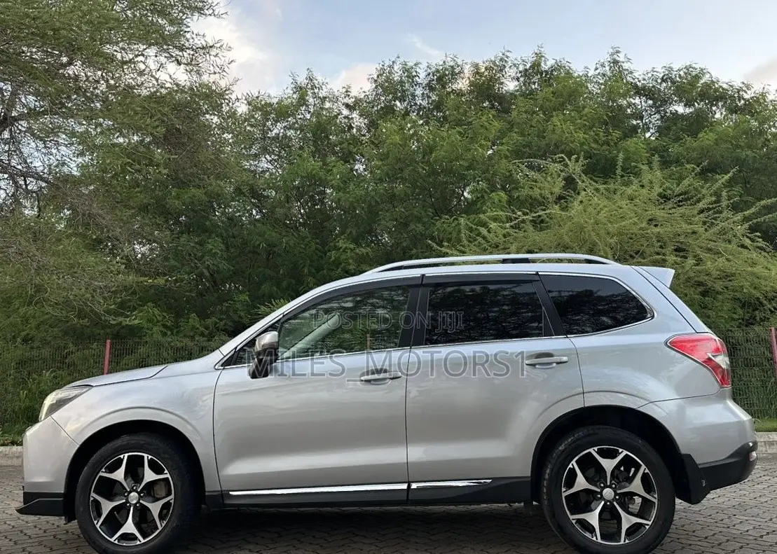 Subaru Forester 2015 Silver