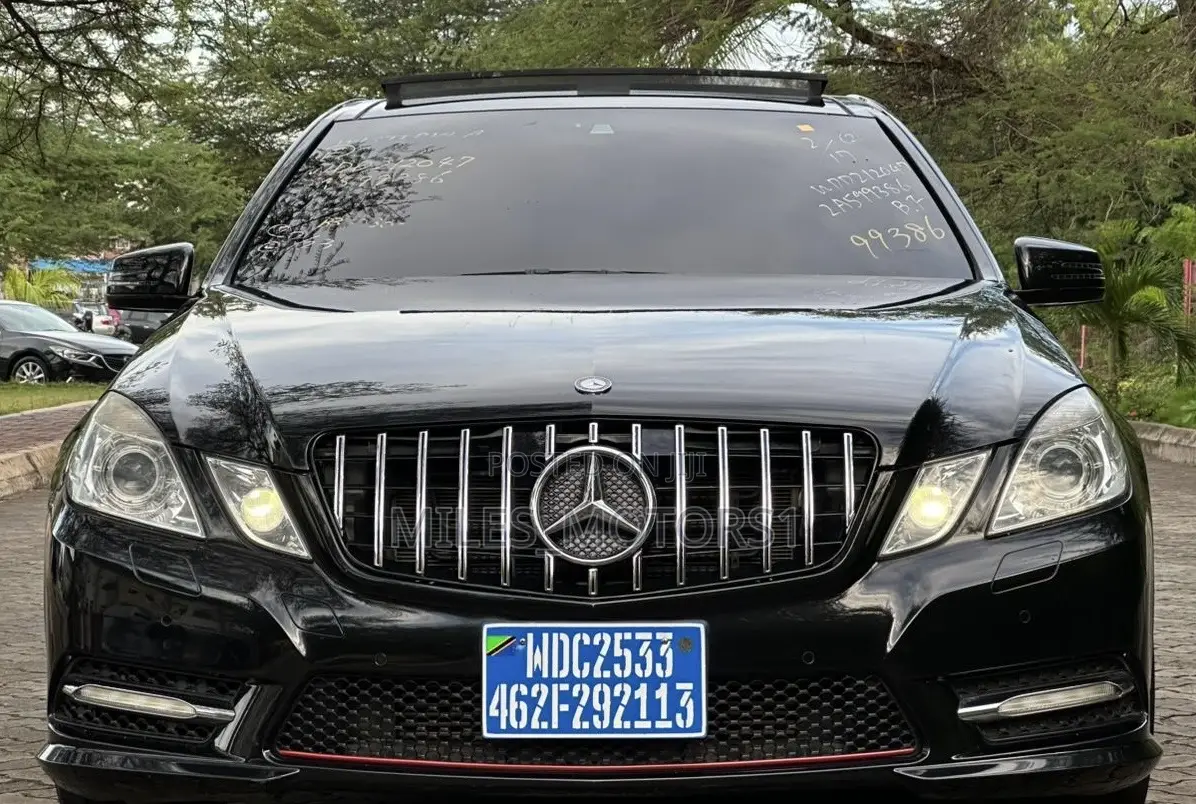 Mercedes-Benz E350 2012 Black