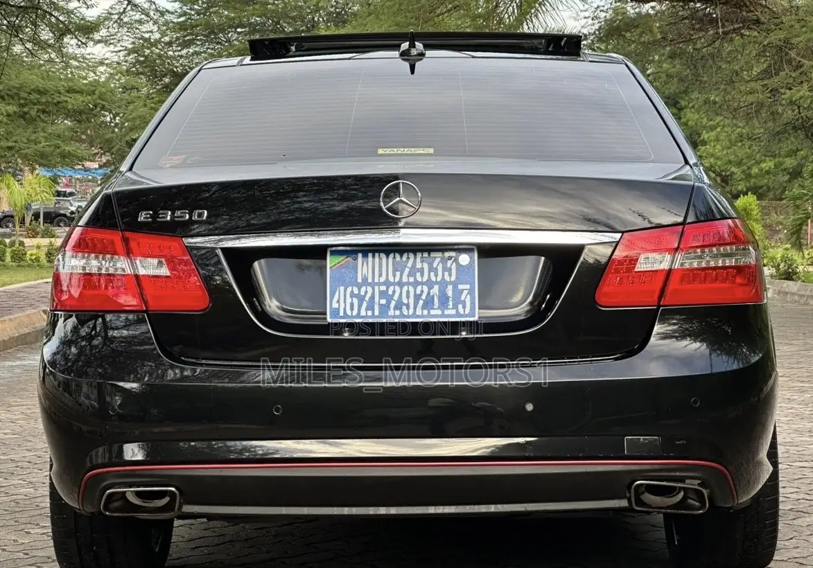 Mercedes-Benz E350 2012 Black