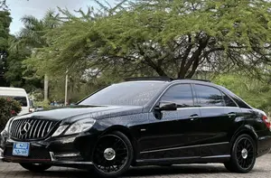 Mercedes-Benz E350 2012 Black