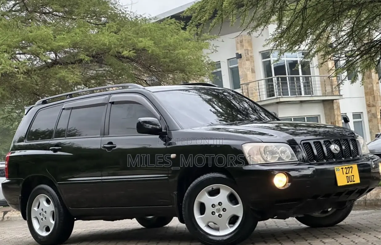 Toyota Kluger 2003 Black