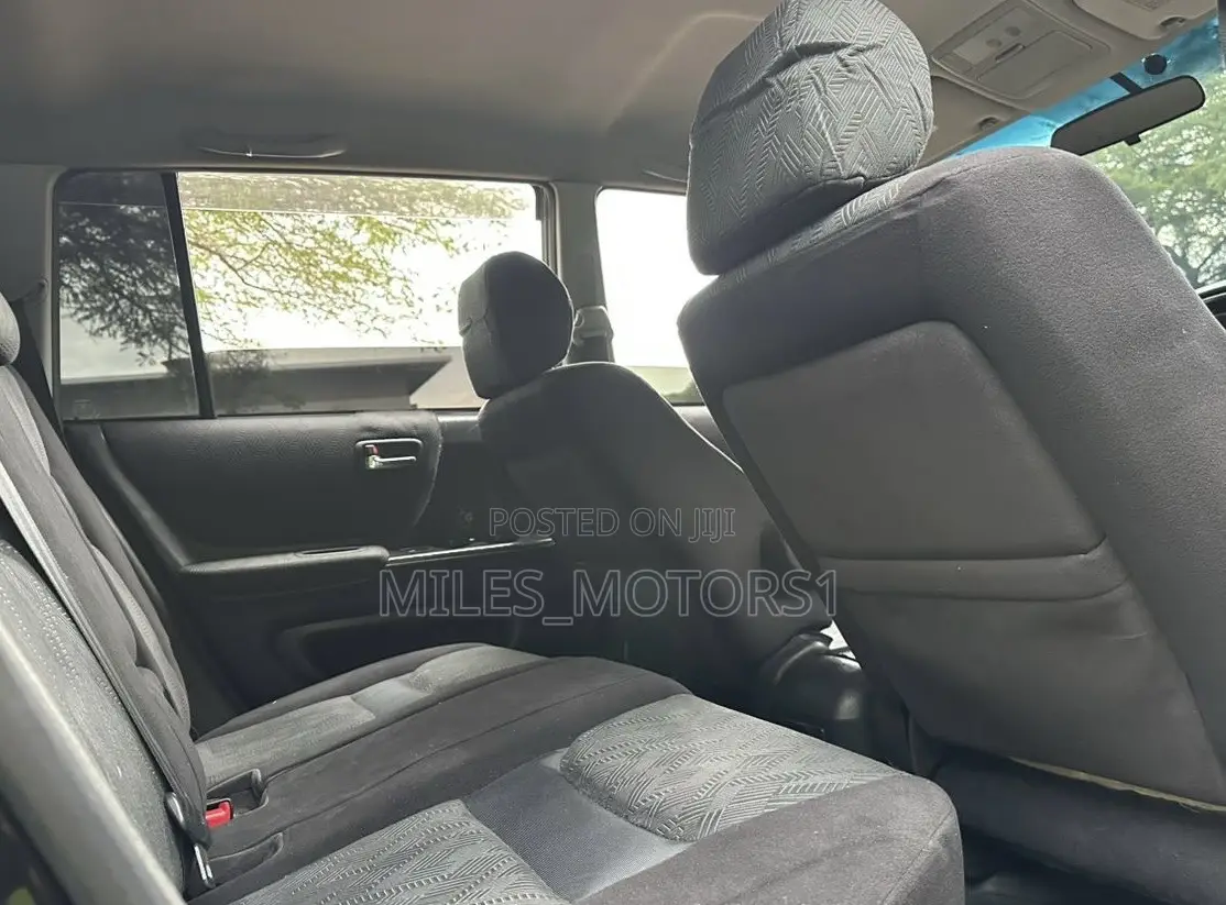 Toyota Kluger 2003 Black