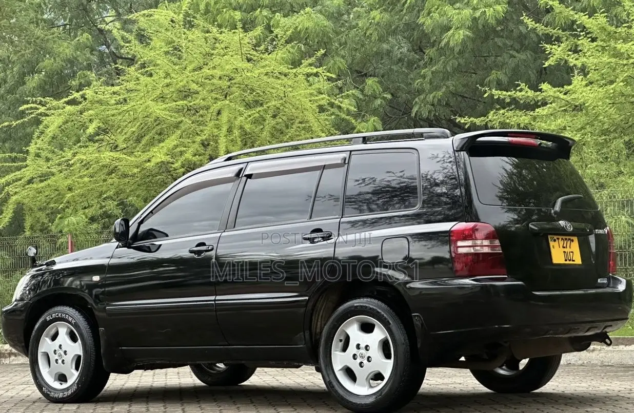 Toyota Kluger 2003 Black