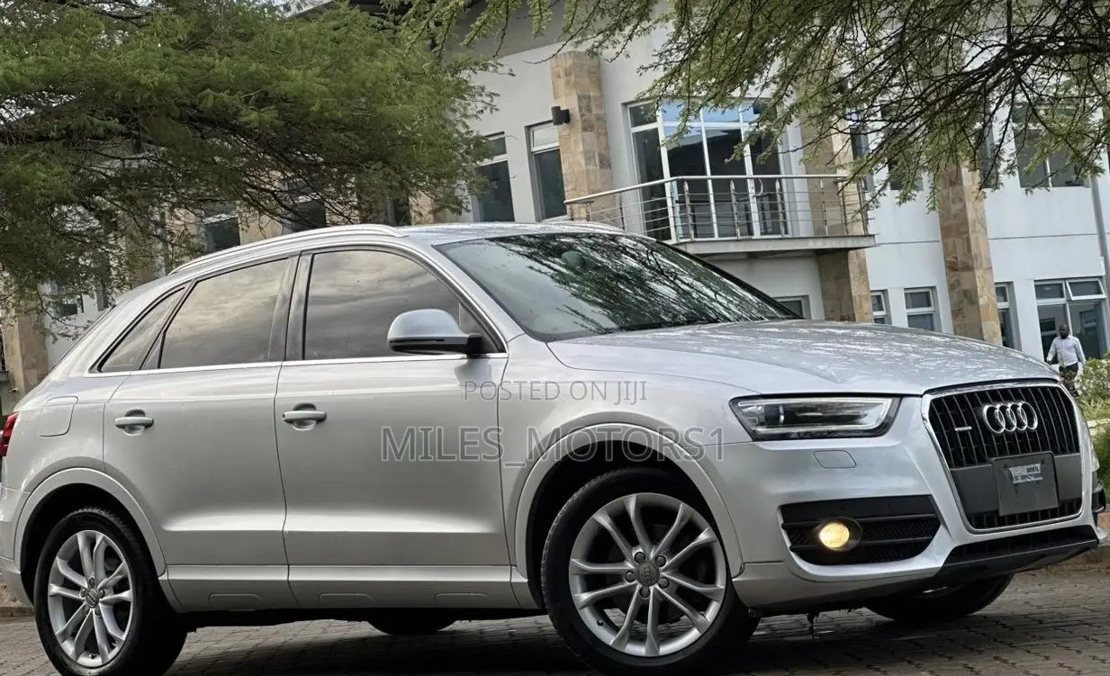Audi Q3 2014 Silver