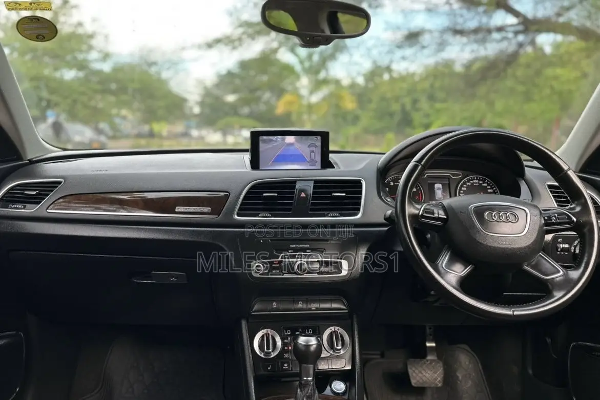 Audi Q3 2014 Silver