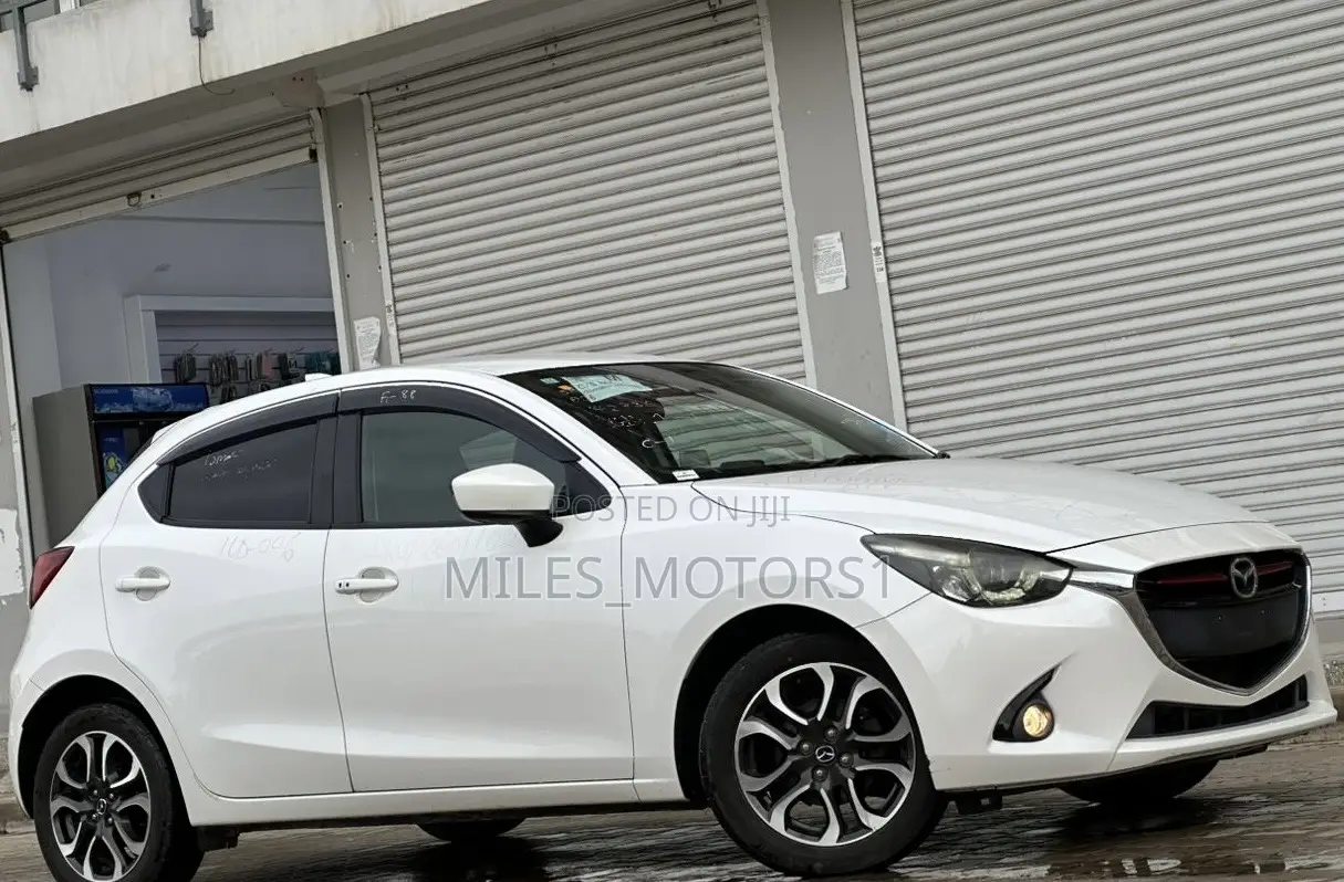 Mazda Demio 2015 White