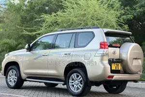 Toyota Land Cruiser Prado 2011 Beige