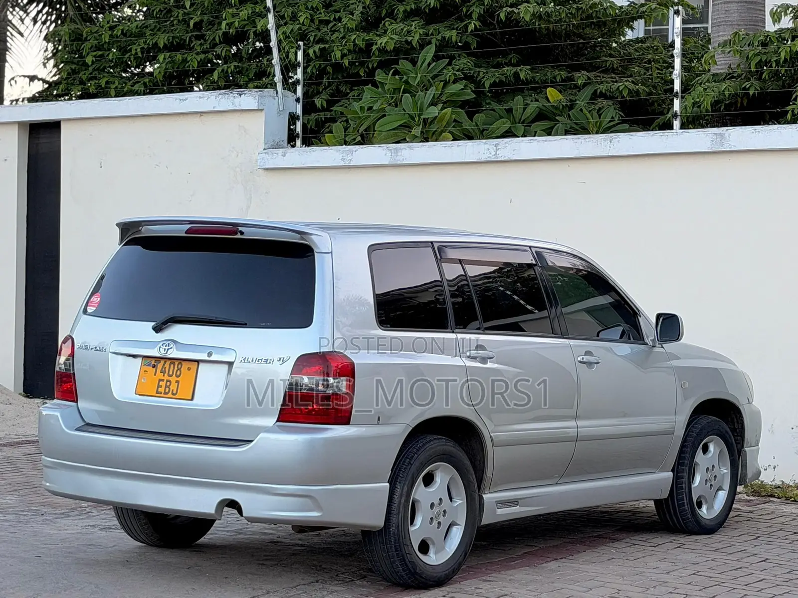 Toyota Kluger 2004 Silver