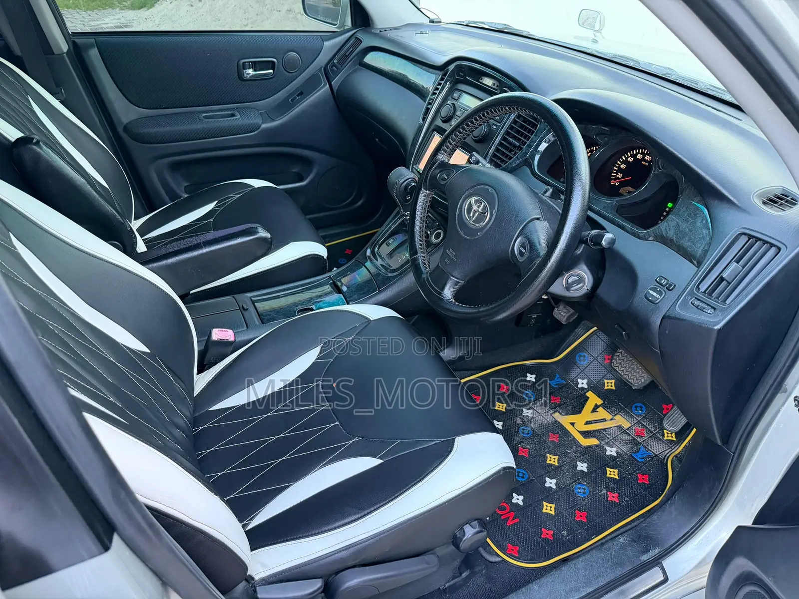 Toyota Kluger 2004 Silver