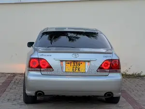 Toyota Crown 2004 Silver