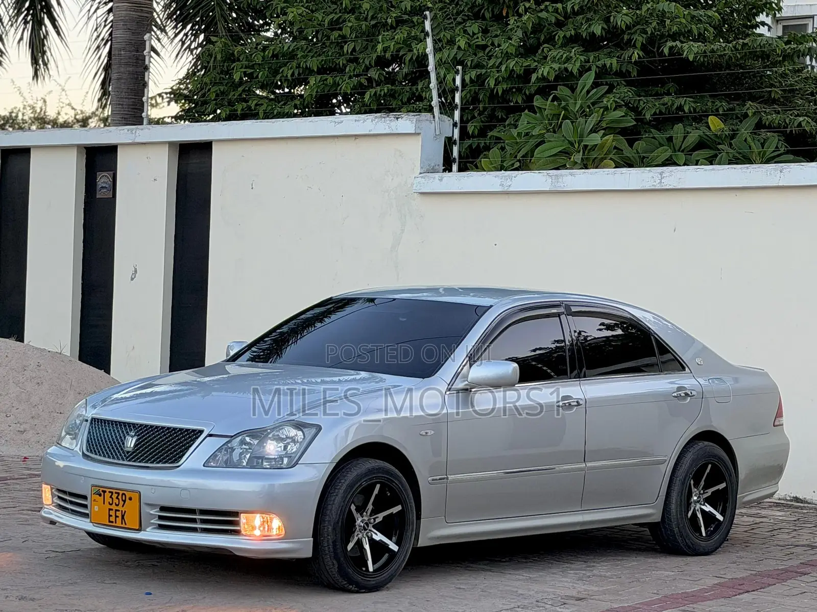 Toyota Crown 2004 Silver