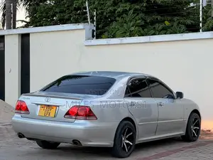 Toyota Crown 2004 Silver