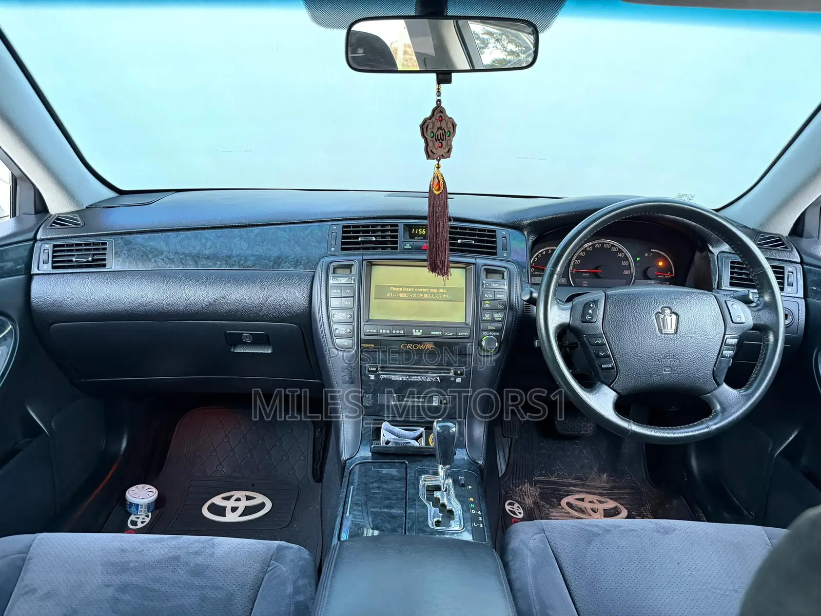 Toyota Crown 2004 Silver