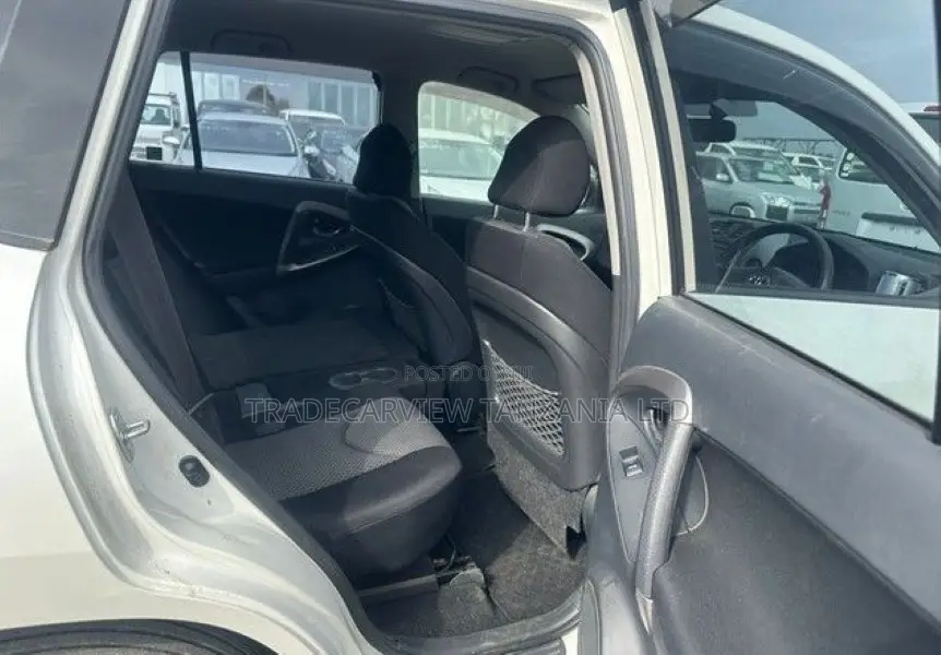 Toyota RAV4 2006 Pearl