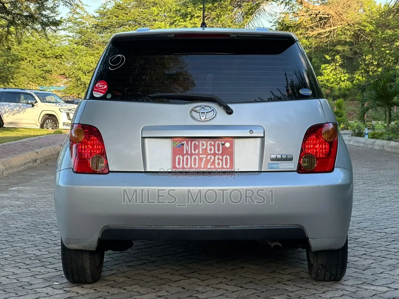 Toyota IST 2004 Silver
