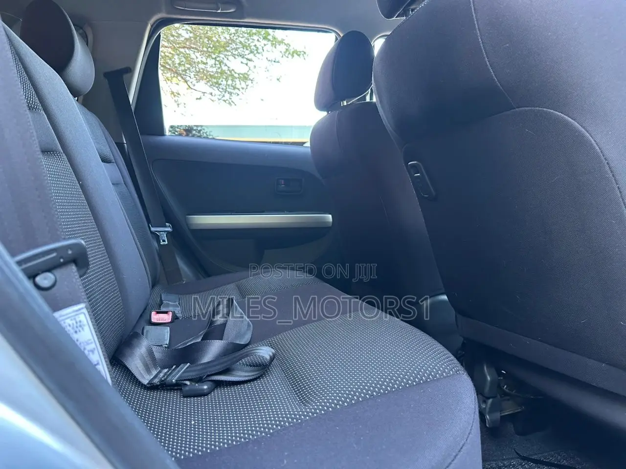 Toyota IST 2004 Silver