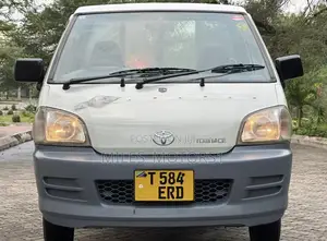Toyota TownAce 2004 White