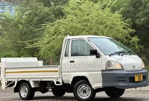 Toyota TownAce 2004 White
