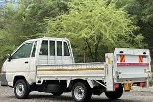 Toyota TownAce 2004 White