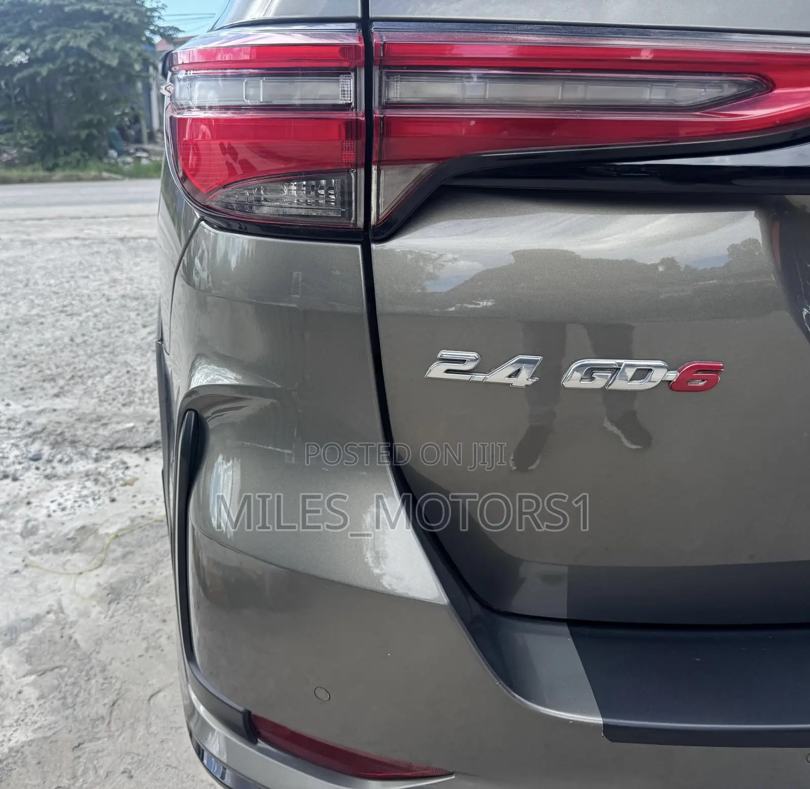 Toyota Fortuner 2023 Brown