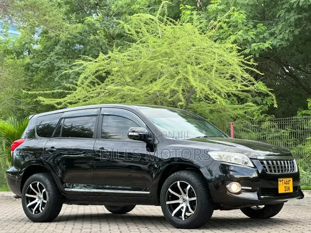 Toyota Vanguard 2010 Black