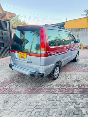 Toyota Noah 2002 Burgundy